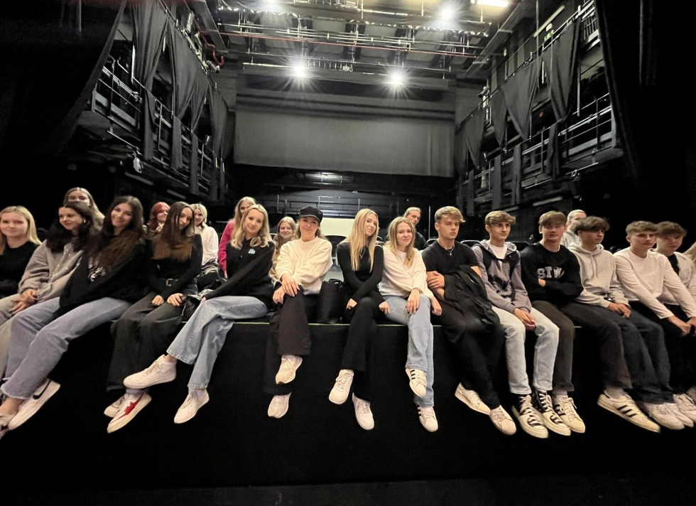 Malbork. Pochwała szaleństwa – uczniowie II LO z wizytą w gdańskim teatrze.