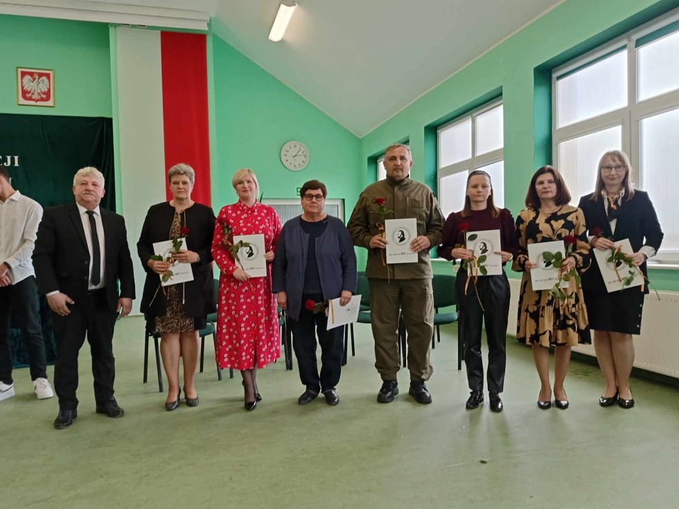 Powiat sztumski. Dzień Edukacji Narodowej i stypendia Starosty.