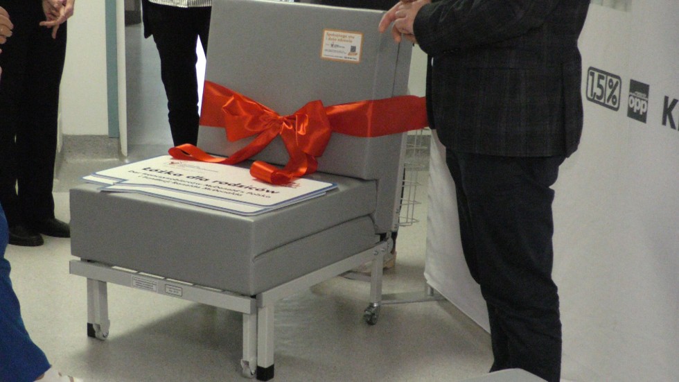 Aby rodzina mogła być razem – Fundacja Ronalda McDonalda przekazała łóżka dla oddziału dziecięcego szpitala w Malborku. [wideo i zdjęcia]