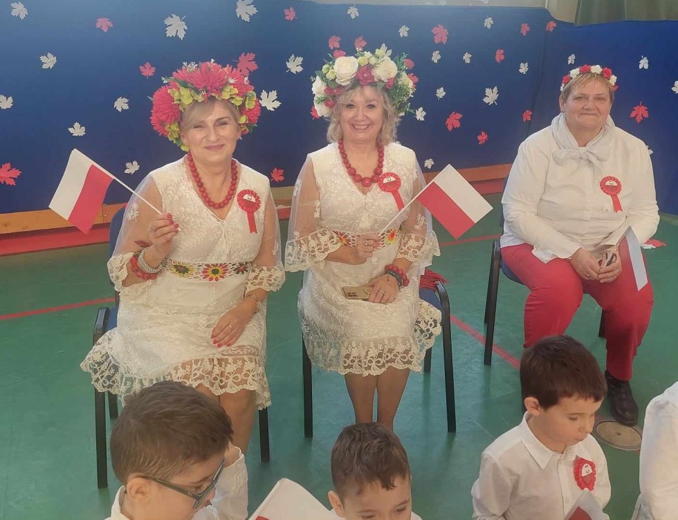 Sztutowo. Polska to mój dom – uroczysty apel w Szkole Podstawowej.