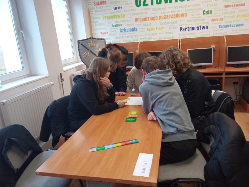 Malbork. Planuję zyskuję – gra edukacyjna dla młodzieży w ramach Tygodnia Przedsiębiorczości w PUP.