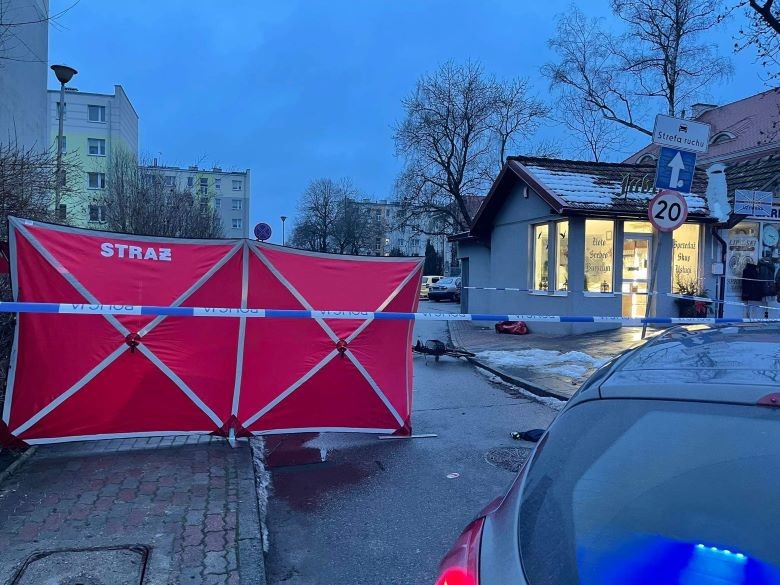 Sztum. Policjanci wyjaśniają okoliczności śmiertelnego potrącenia rowerzysty.