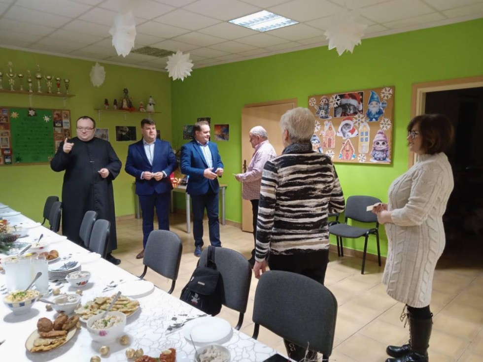Gmina Malbork. Spotkania wigilijne dla seniorów i osób samotnych.