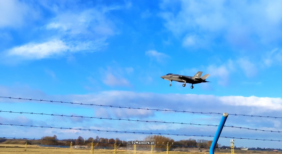 Włoskie F-35A Lightning II w Malborku. Zobacz wideo i zdjęcia - 19 stycznia 2024