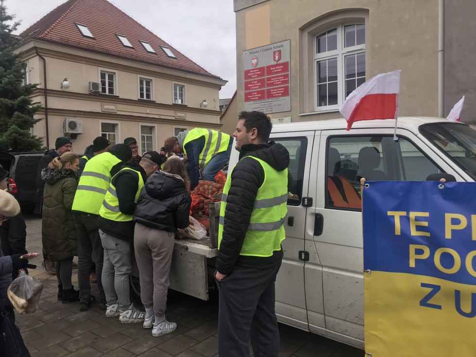 Sztum. Protest rolników i pikieta przed Starostwem.