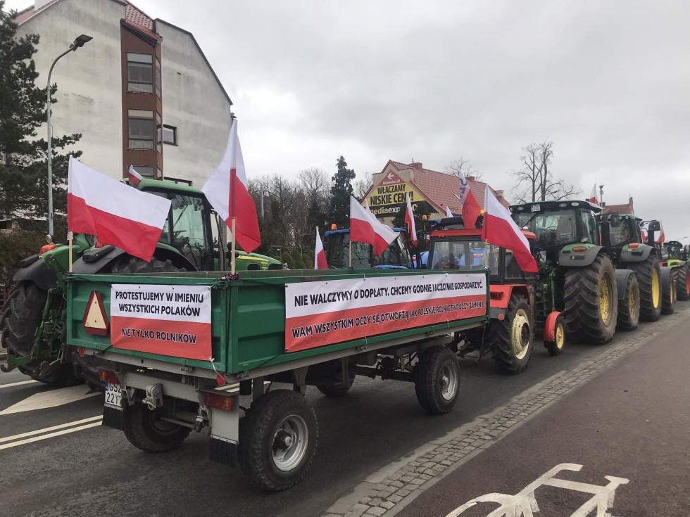Sztum. Protest rolników i pikieta przed Starostwem.