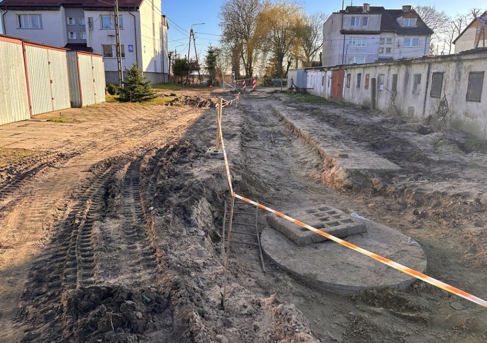 Trwają prace modernizacyjne na osiedlu w Kończewicach - będą nowe ciągi pieszo-jezdne.