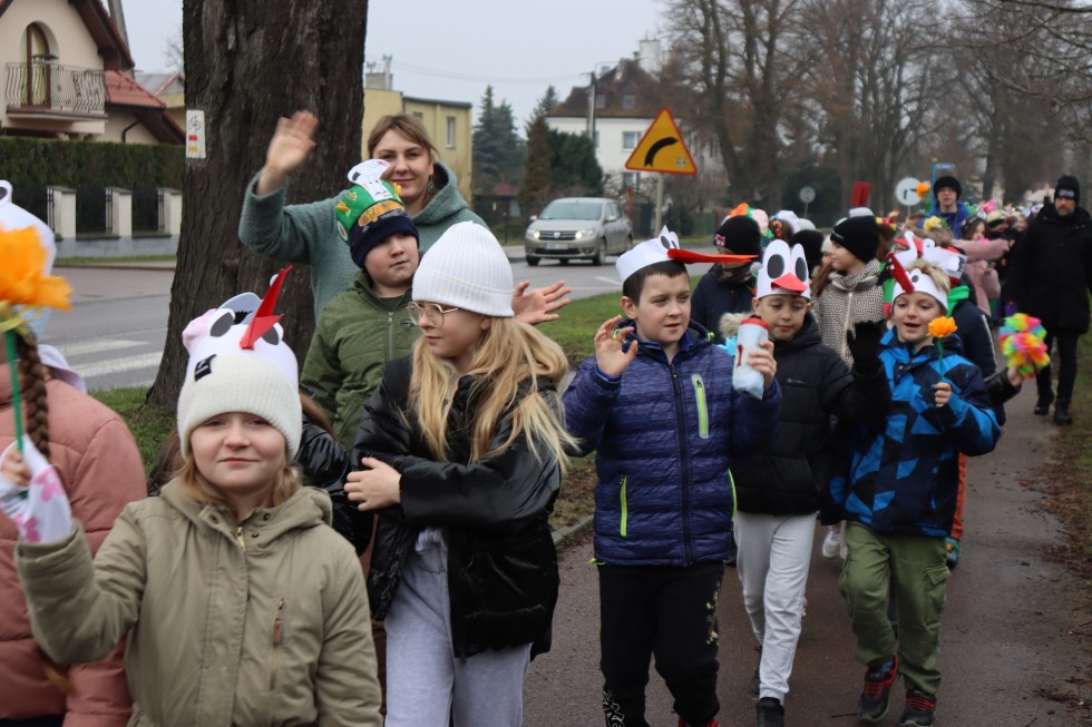 Stare Pole. Uczniowie powitali wiosnę.