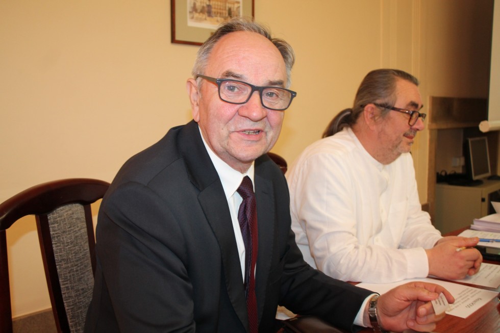 Sztum. Ostatnia sesja Rady Powiatu i medale dla zasłużonych.