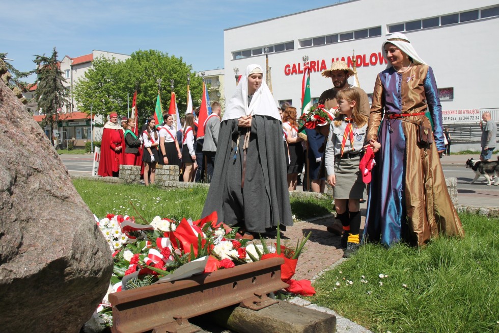 Sztum. Obchody 233. rocznicy uchwalenia Konstytucji 3 Maja.