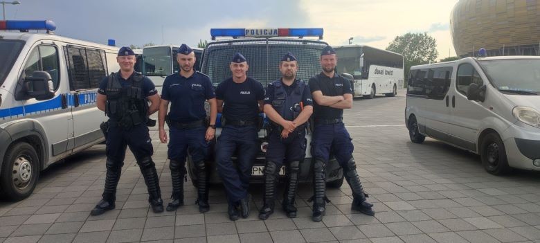 Sztum. Policjanci pomogli nieprzytomnej kobiecie.
