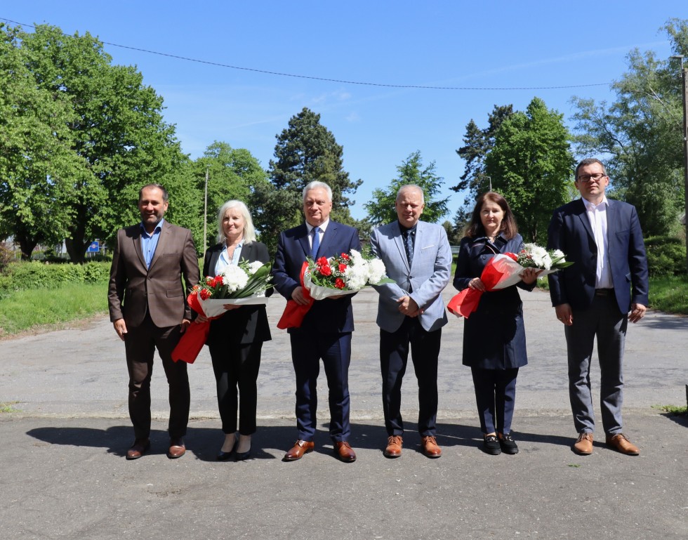 Nowy Staw. Uczczono Narodowy Dzień Zwycięstwa.