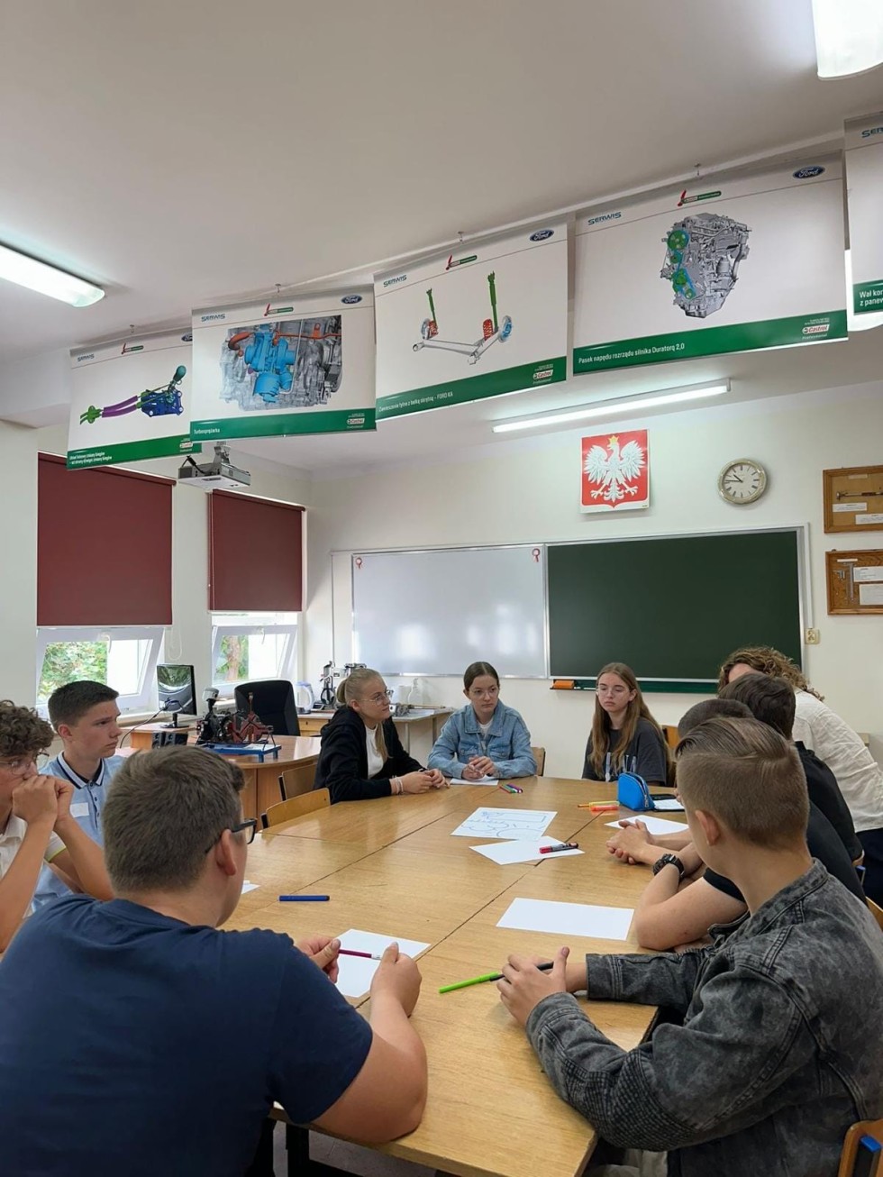 Jak usprawnić polskie szkolnictwo? - Debata dla Edukacji w Barlewiczkach.