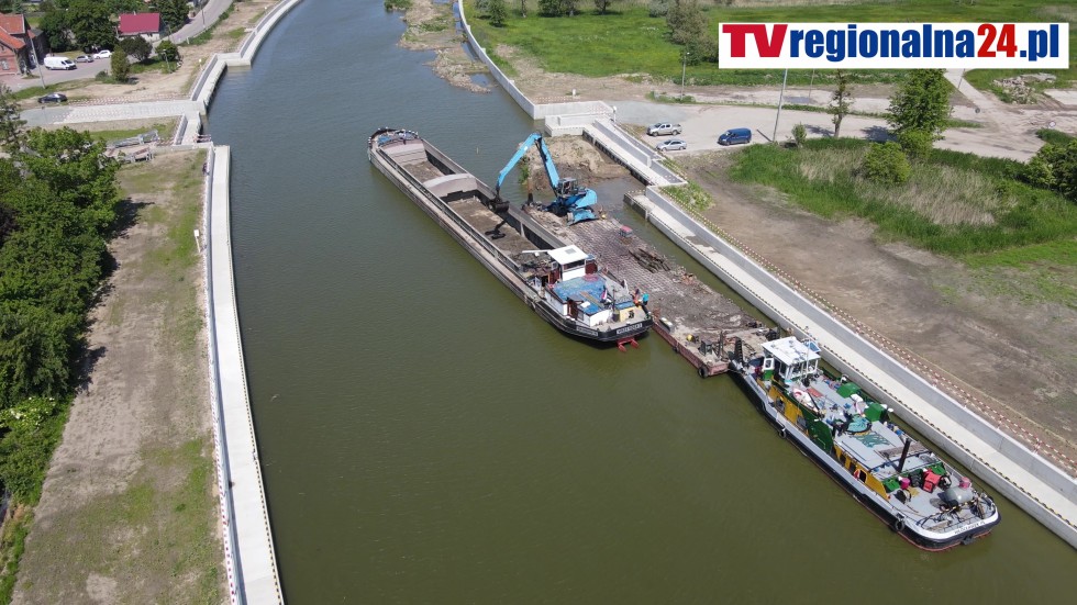 IV Etap „Budowy drogi wodnej łączącej Zalew Wiślany z Zatoką Gdańską”. Kiedy przypłynie pogłębiarka URSA?  Urząd Morski w Gdyni odpowiada. Zobacz wideo i zdjęcia - czerwiec 2024