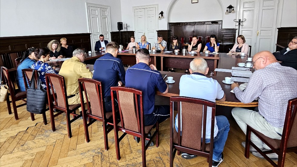 Malbork. Powiatowy Zespół Zarządzania Kryzysowego rozmawiał o pożarach i niebezpiecznych składowiskach.
