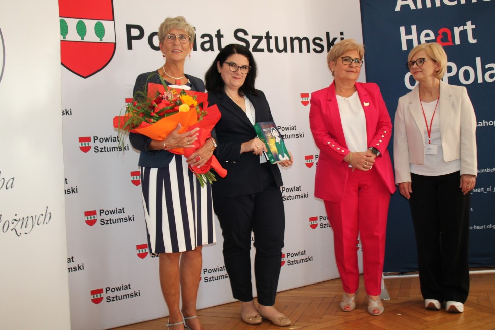 Sztum. Złote czepki dla najbardziej zasłużonych pielęgniarek.