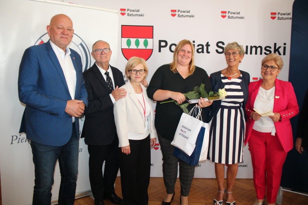 Sztum. Złote czepki dla najbardziej zasłużonych pielęgniarek.