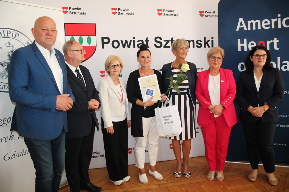 Sztum. Złote czepki dla najbardziej zasłużonych pielęgniarek.