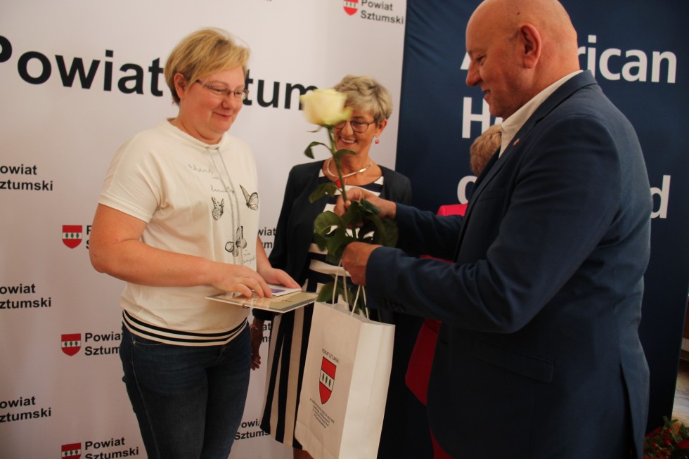 Sztum. Złote czepki dla najbardziej zasłużonych pielęgniarek.