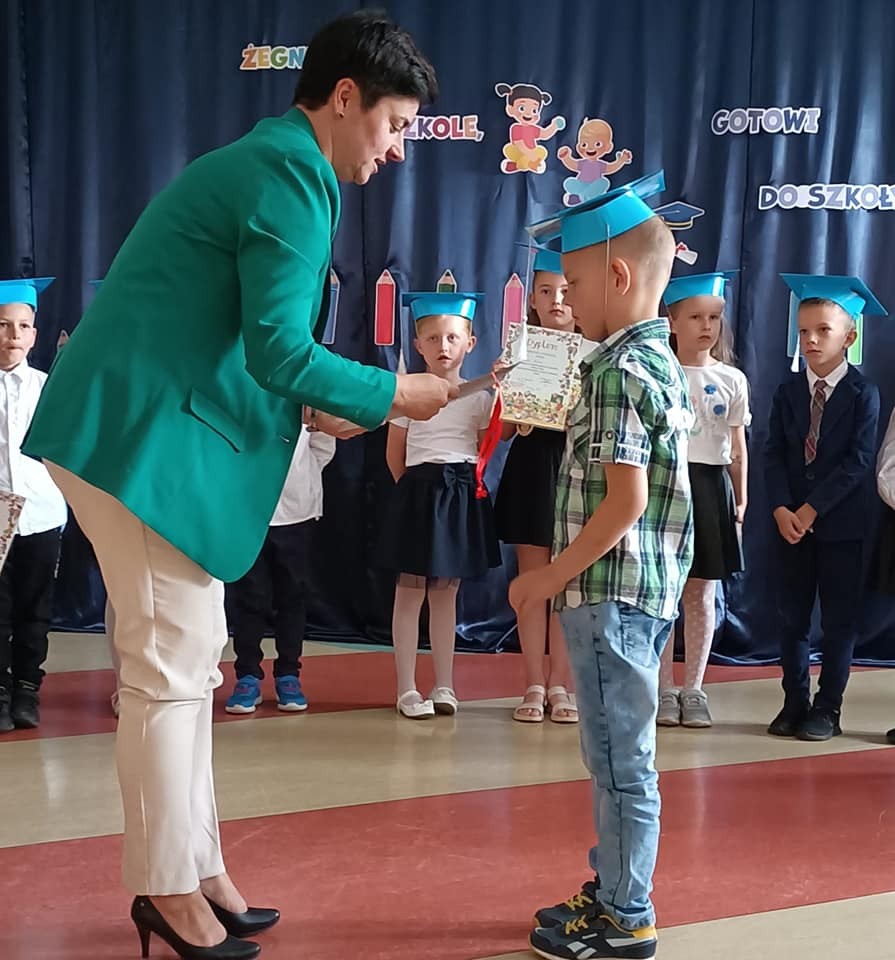 Gmina Malbork. Pożegnanie przedszkolaków.