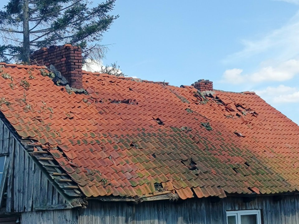 Blisko 160. interwencji związanych z usuwaniem skutków nawałnicy – tygodniowy raport malborskich służb mundurowych.