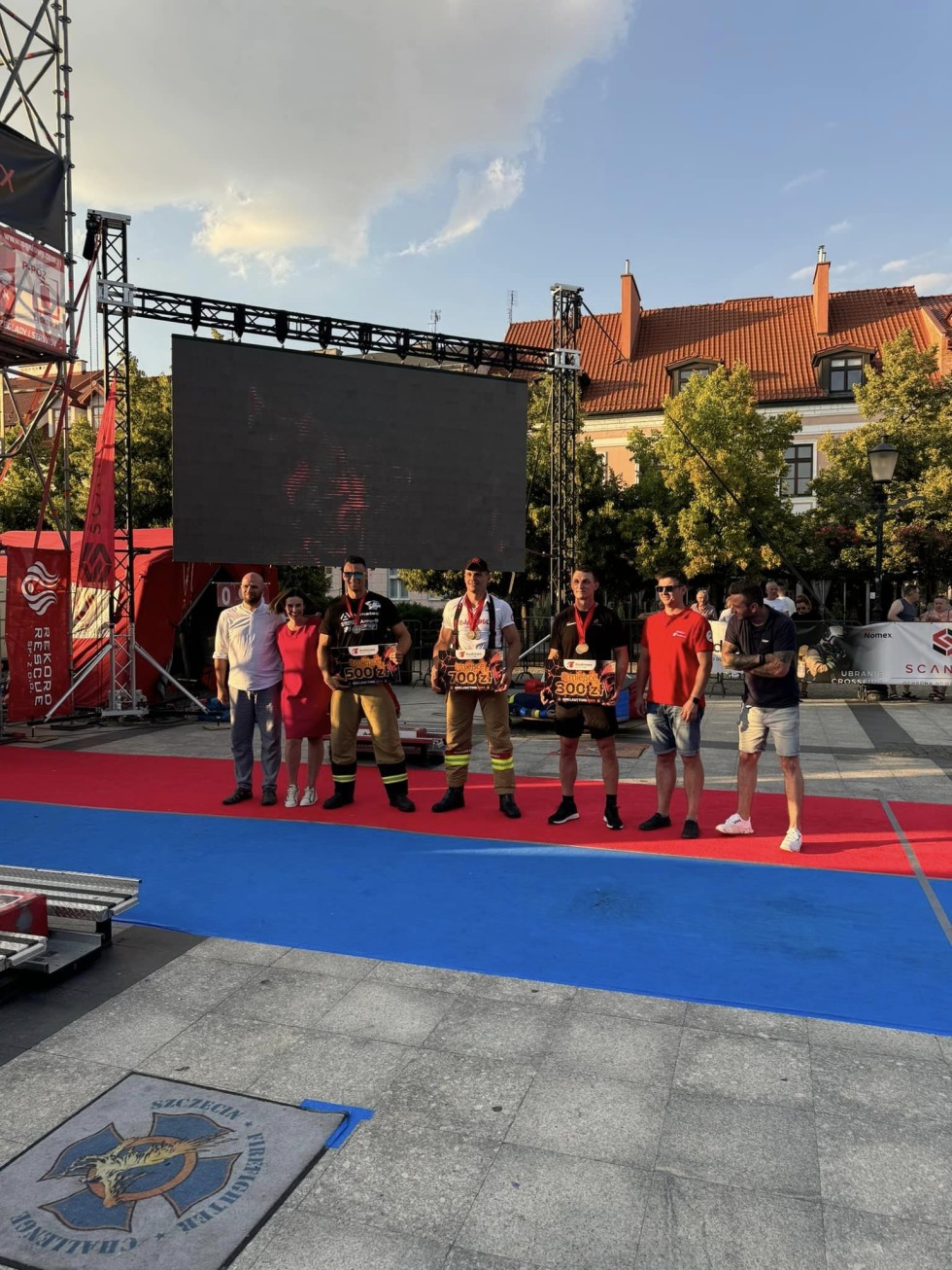 Sztum. Mł. kpt. Piotr Spiżewski walczył o tytuł najsilniejszego strażaka podczas Toughest Firefighter Challenge Płock 2024.