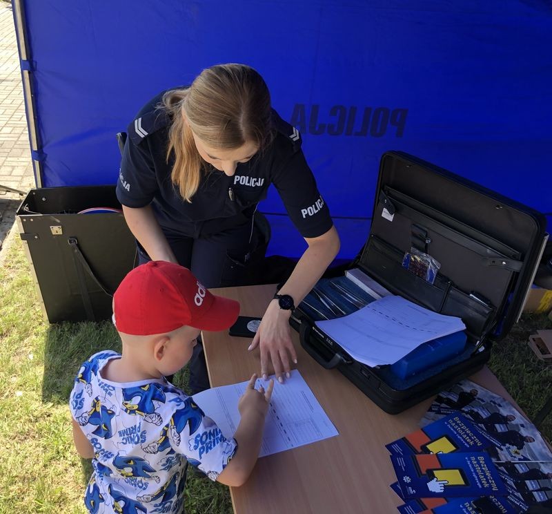 Malbork. Policjanci zorganizowali dla mieszkańców festyn.