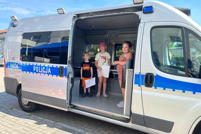 Malbork. Policjanci zorganizowali dla mieszkańców festyn.