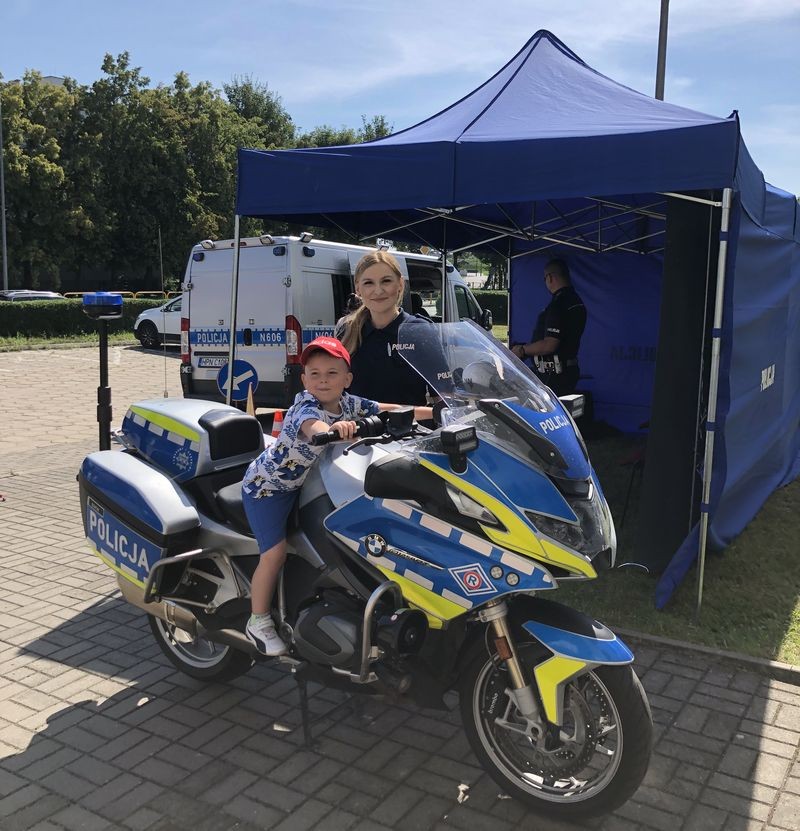 Malbork. Policjanci zorganizowali dla mieszkańców festyn.