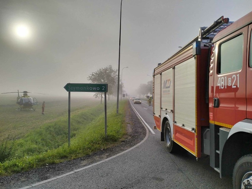 DK22. Zderzenie dwóch osobówek w Gnojewie.