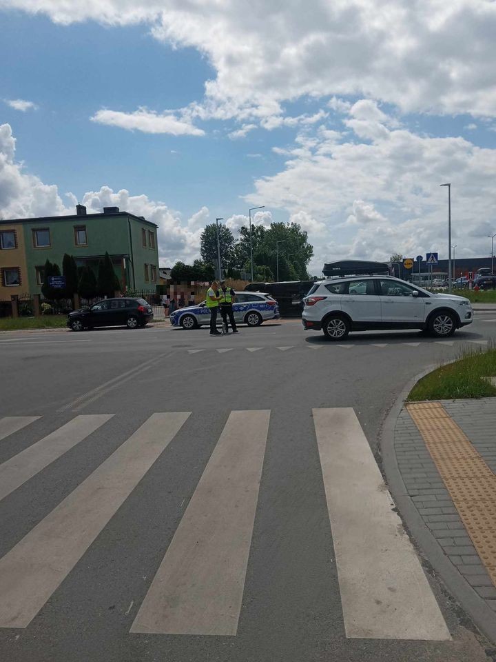 Malbork. Zderzenie pojazdów z udziałem nieoznakowanego radiowozu.