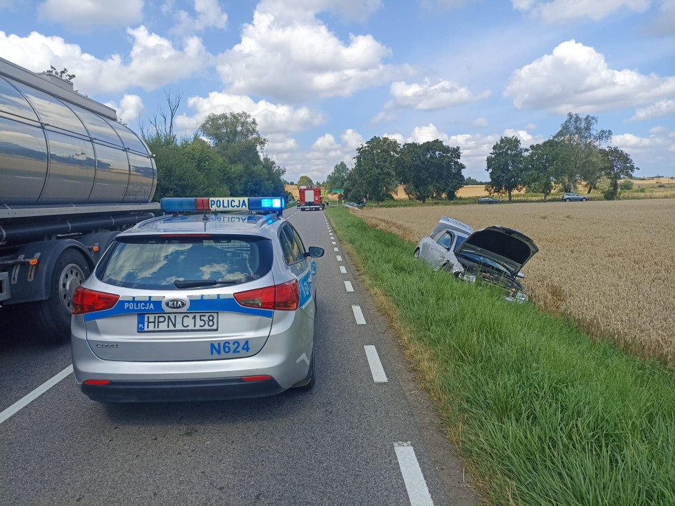 Pożar prasy rolniczej i wypadki drogowe – raport sztumskich służb mundurowych.