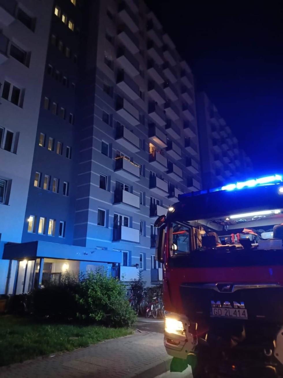 Pożar mieszkania na ul. Sienkiewicza – raport malborskich służb mundurowych. Wideo