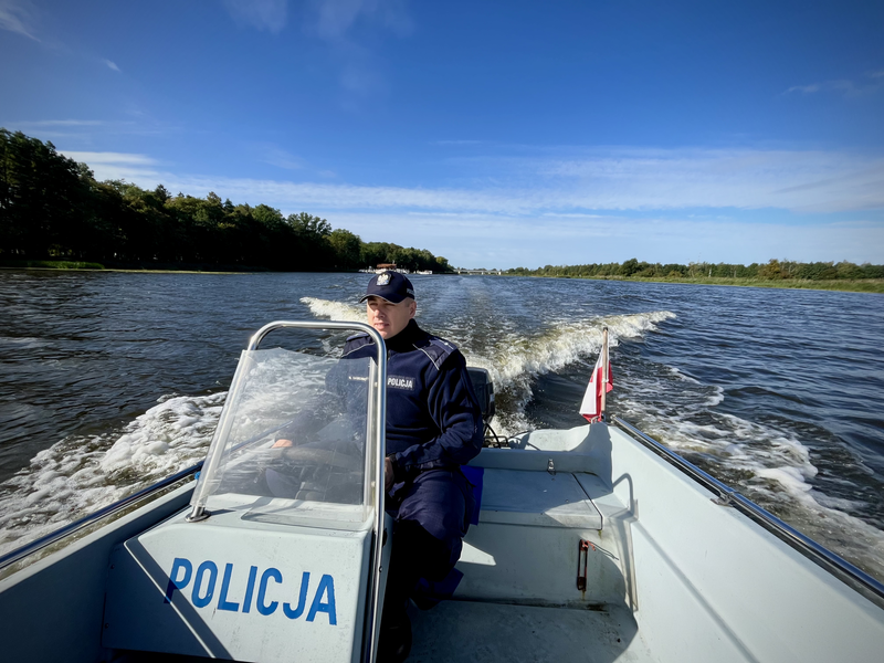 Malbork. Wspólne działania policji i straży rybackiej.