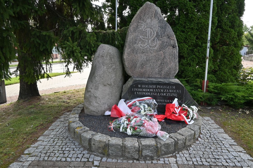 Nowy Dwór Gdański. Oddali hołd ofiarom II wojny światowej.