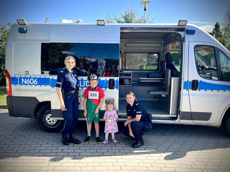Malbork. Policjanci uczestniczyli w festynach na zakończenie wakacji.
