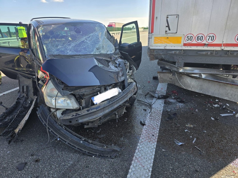 Powiat nowodworski. Zderzenie czterech pojazdów na S7.