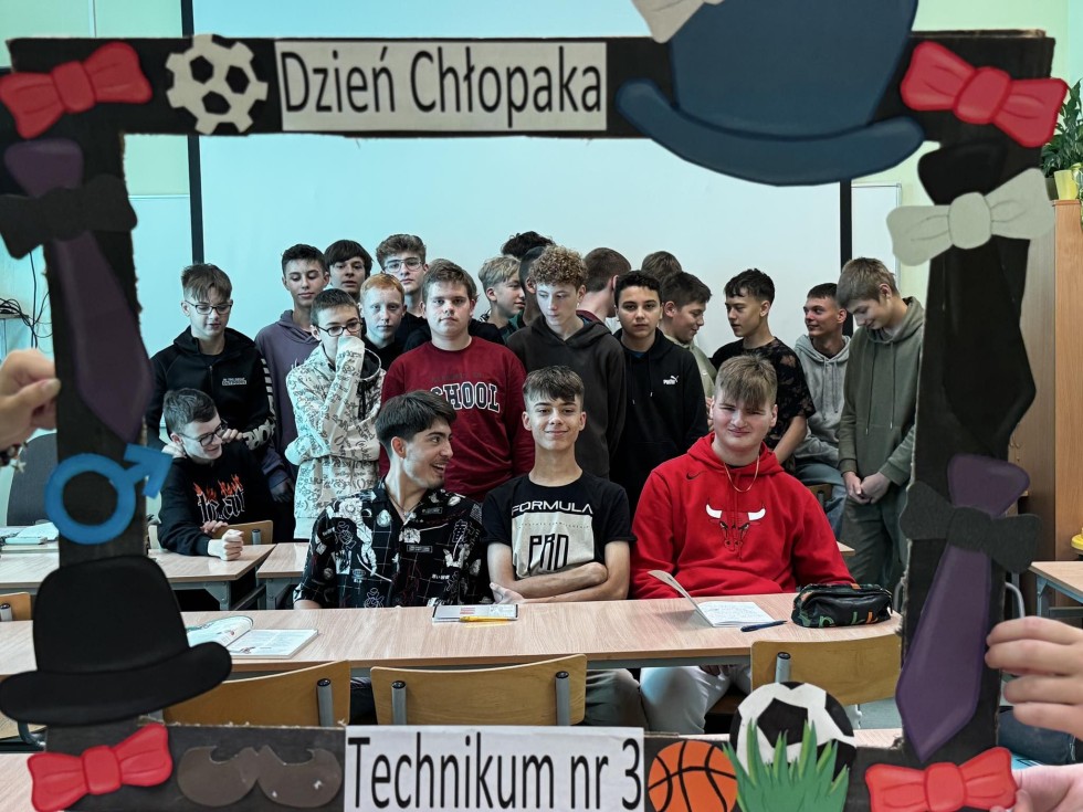 Malbork. Chłopaki górą – wyjątkowe święto w Technikum nr 3.
