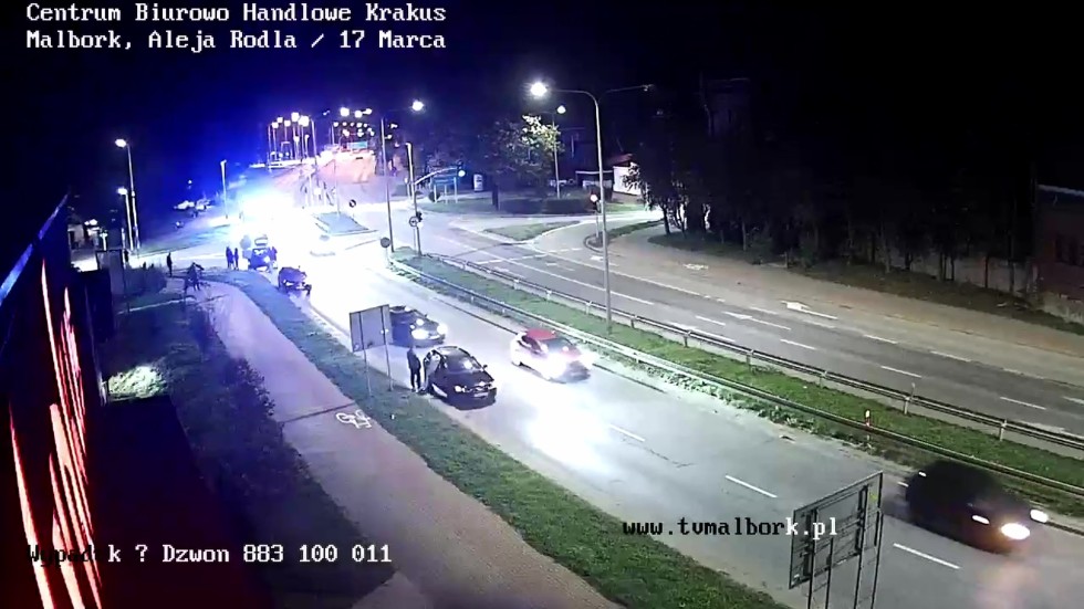 Malbork. Zignorował czerwone światło i spowodował kolizję. Zobacz nagranie ze zdarzenia.