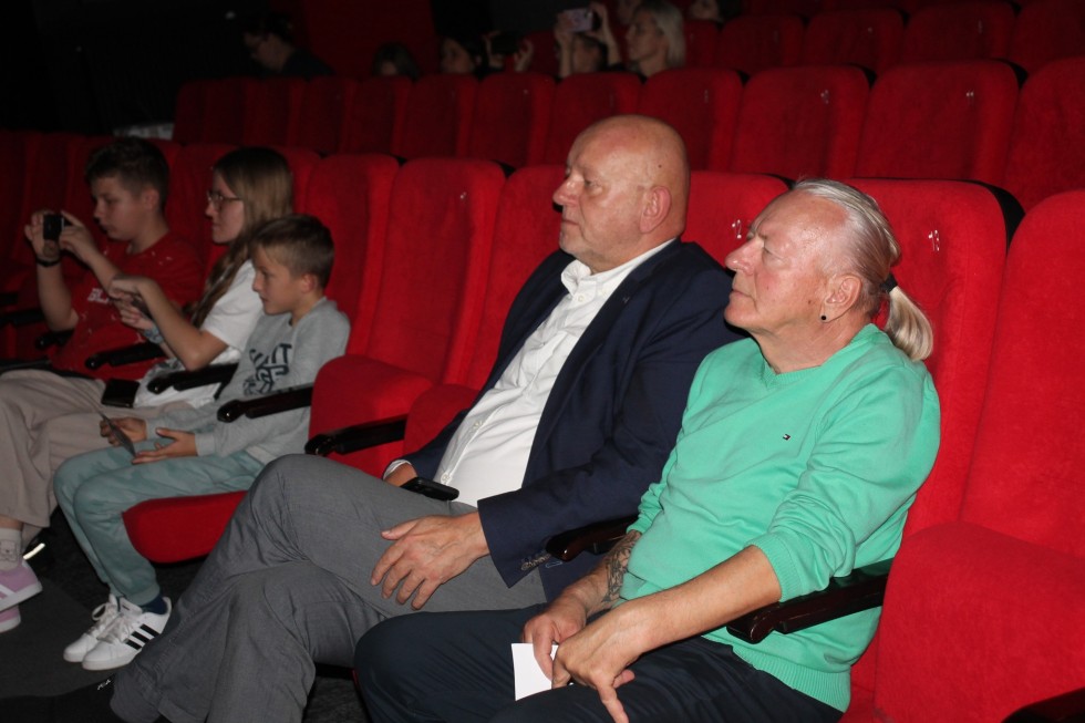 Powiat sztumski. Śpiewali i licytowali dla powodzian.