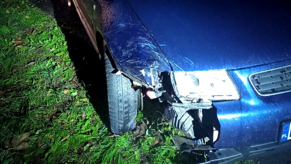 Zderzenie motoroweru z osobówką w Brzózkach – policja wyjaśnia przyczyny zdarzenia.