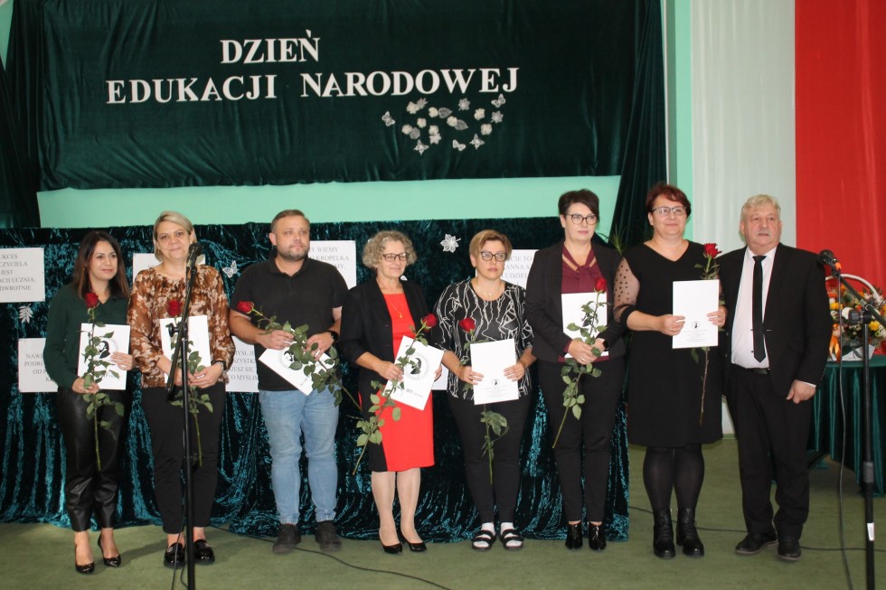 Powiat sztumski. Dzień Edukacji Narodowej i stypendia starosty.