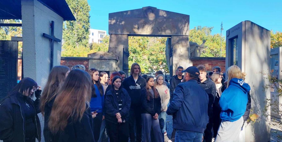 Malbork. Podróże z klasą uczniów Technikum nr 3 – tym razem zwiedzili stolicę Polski.