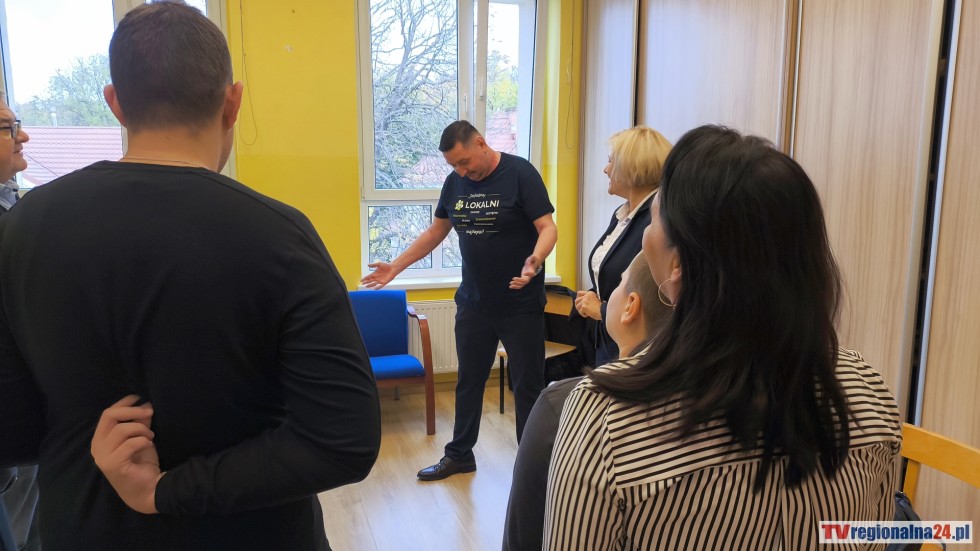 Fundacja Lokalni przekazała dwa laptopy wychowankom Specjalnego Ośrodka Rewalidacyjno-Wychowawczego dla Dzieci i Młodzieży z Autyzmem w Malborku