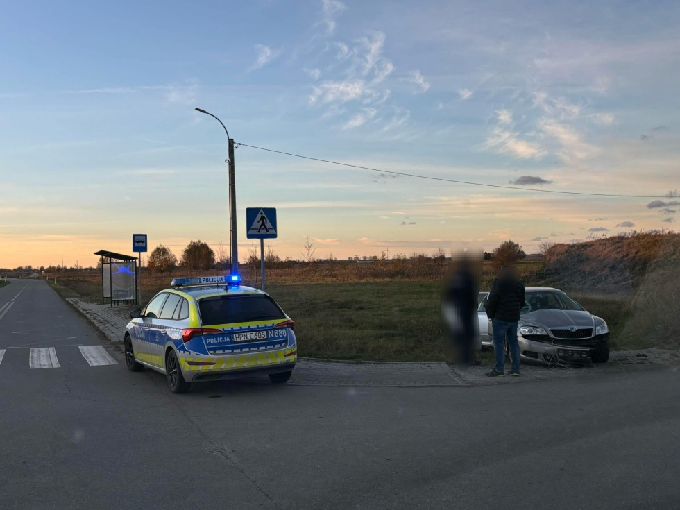 Powiat nowodworski. Zatrzymano dwóch nietrzeźwych kierowców – podsumowanie policyjnej akcji Wszystkich Świętych.