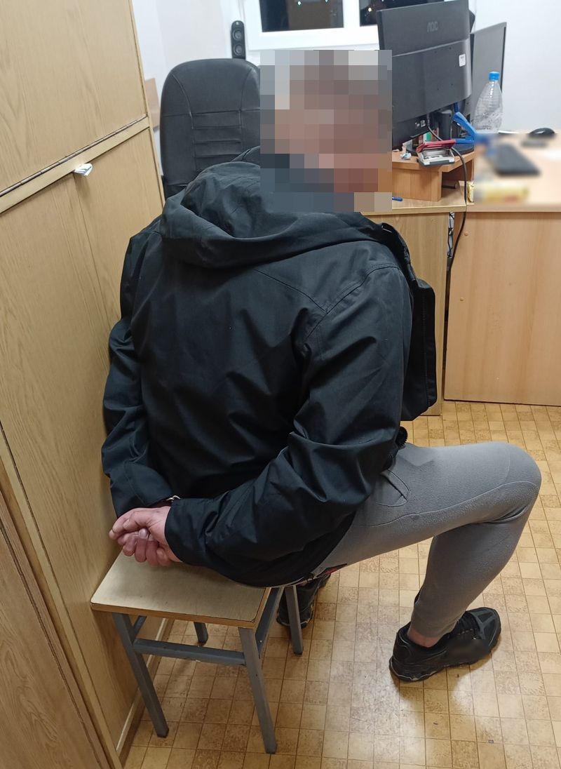 Zatrzymano podejrzanych o kradzieże samochodów na terenie Malborka.