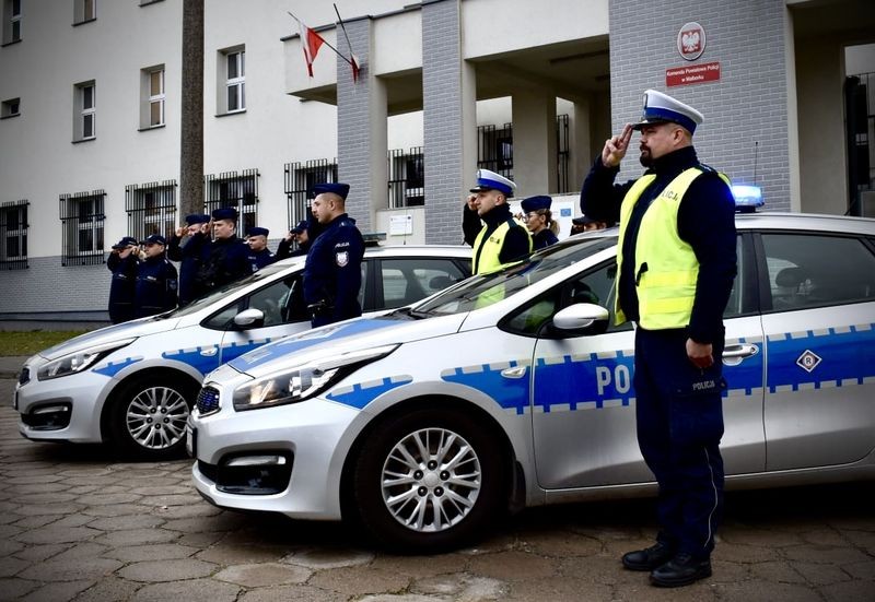 Malbork. Policjanci uczcili pamięć zmarłego ratownika Piotra Mierneckiego.