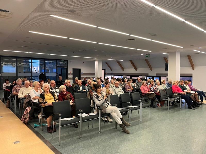 Malbork. Debata ewaluacyjna o bezpieczeństwie seniorów.