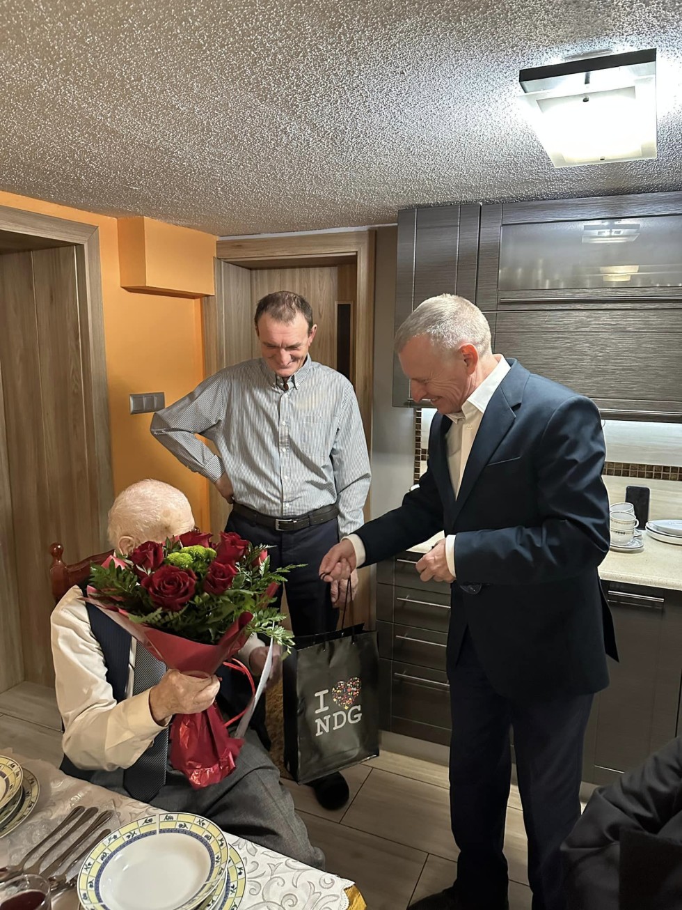 Gmina Nowy Dwór Gdański. 98. urodziny Stanisława Wróbla.