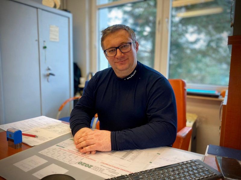 DK22. Dachowanie w pobliżu Kapustowa – jedna osoba w szpitalu.